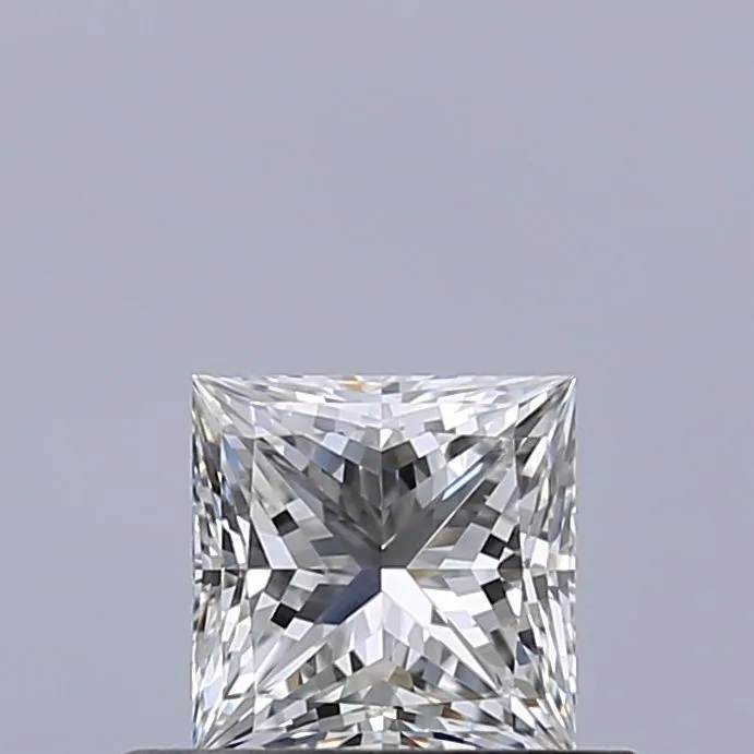0.46ct PRINCESS G VVS1 Natural diamond