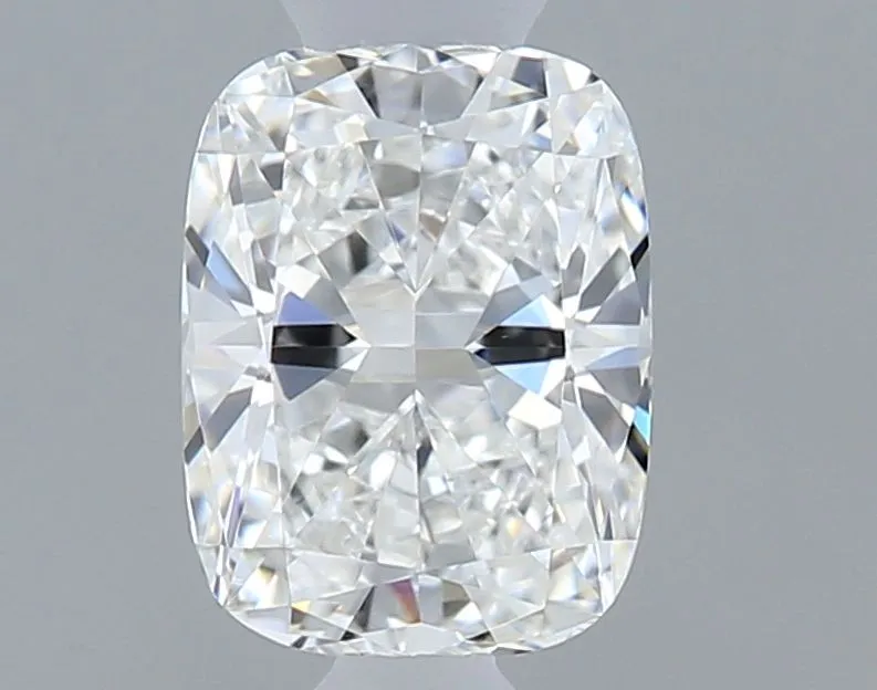 0.34ct CUSHION E VVS2 Natural diamond