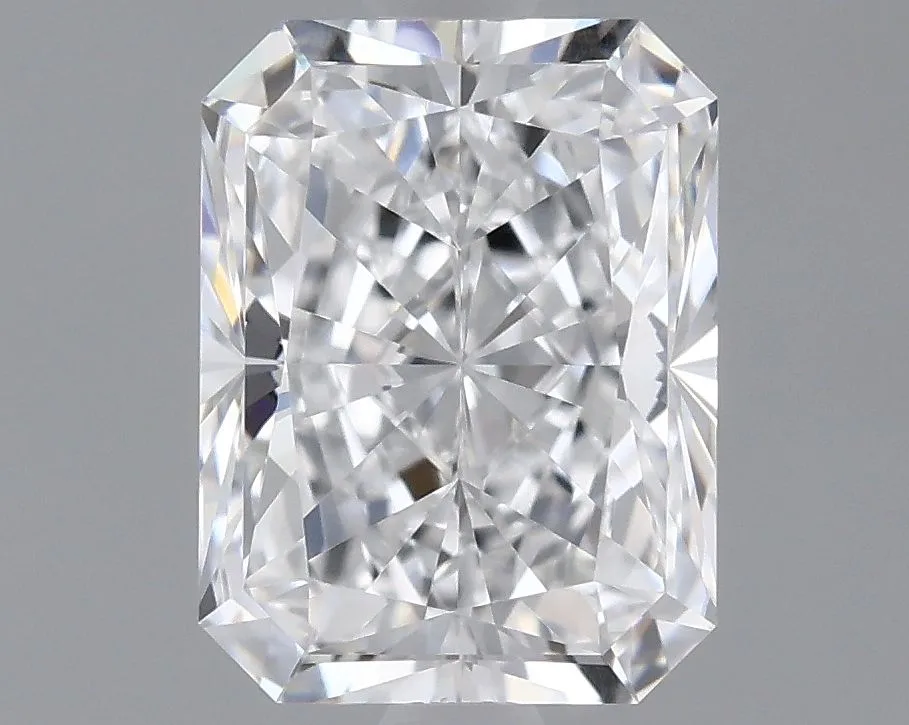0.90ct RADIANT E VVS2 Natural diamond
