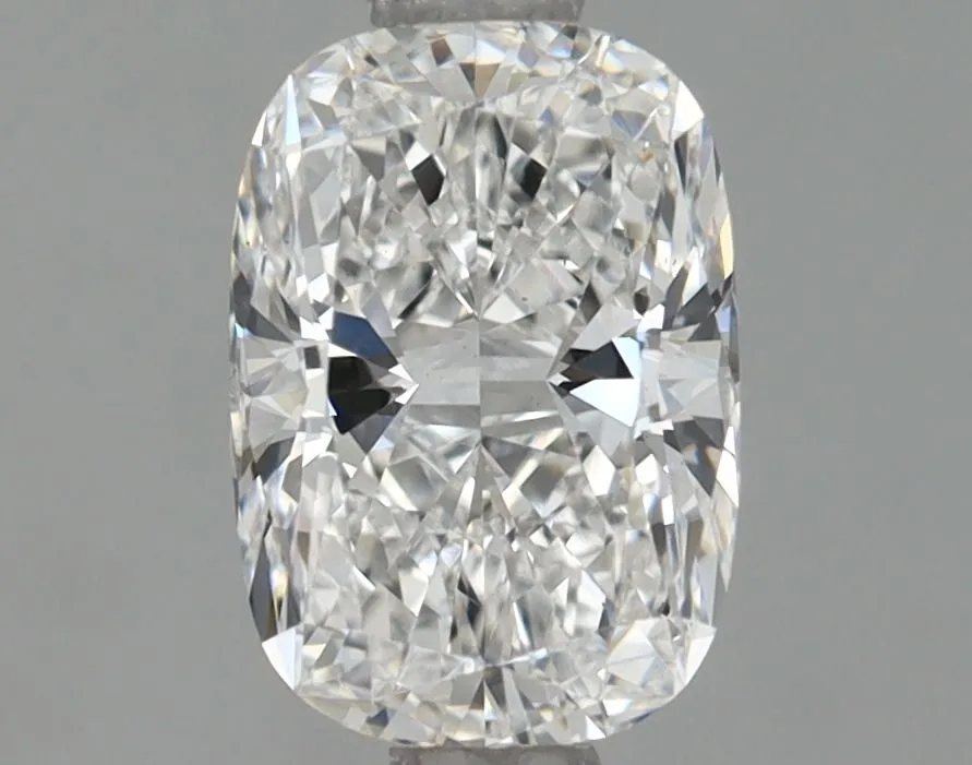 0.88ct CUSHION E VS1 Lab Grown diamond