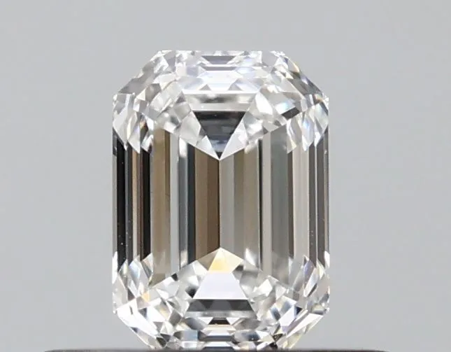 0.42ct EMERALD E VS1 Natural diamond