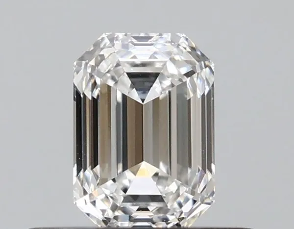 0.42ct EMERALD E VS1 Natural diamond