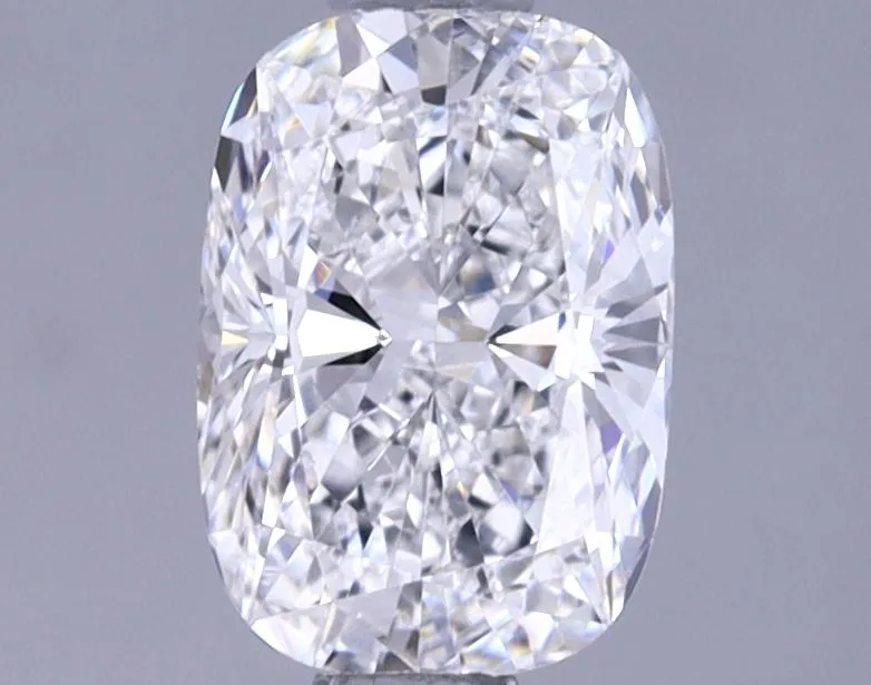 0.84ct CUSHION E VVS2 Lab Grown diamond