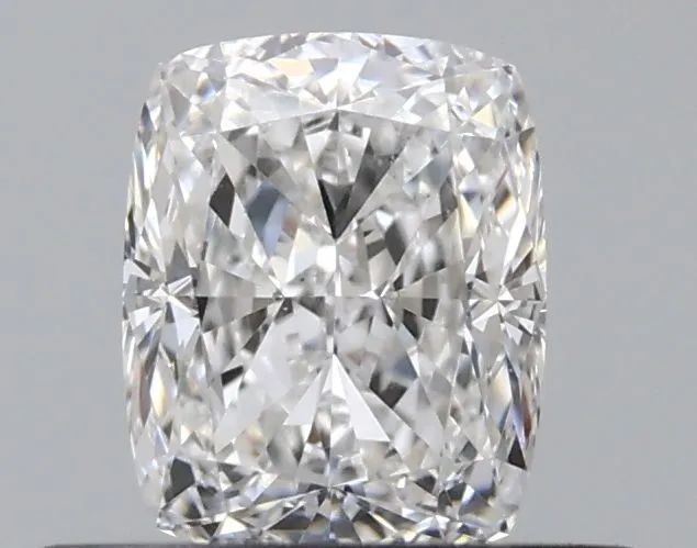 0.50ct CUSHION E VS2 Natural diamond
