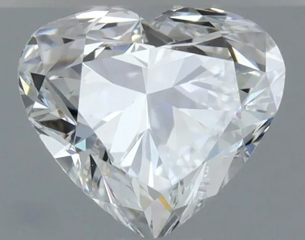 0.71ct HEART E VVS2 Natural diamond