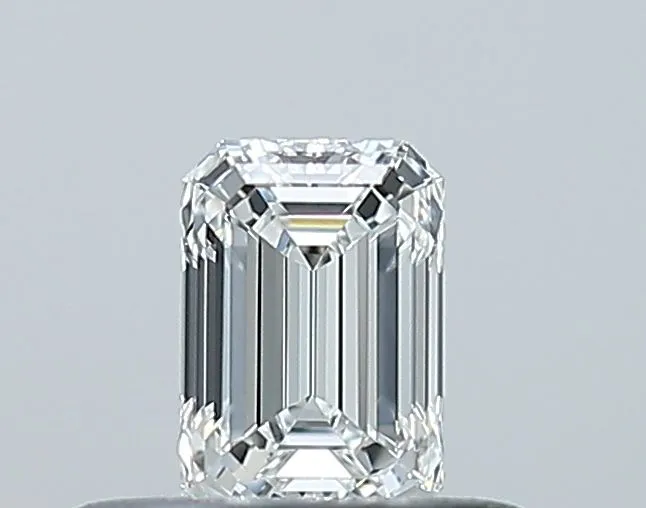 0.31ct EMERALD E VVS1 Natural diamond