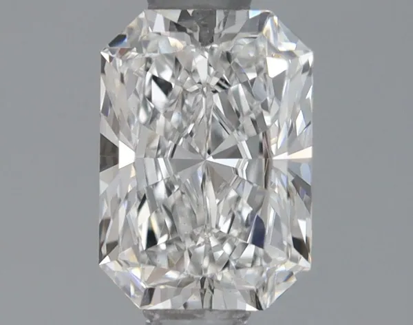 0.7ct RADIANT E VS1 Lab diamond