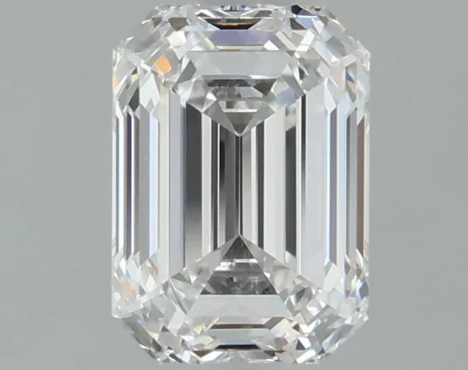 0.62ct EMERALD E VVS2 Natural diamond