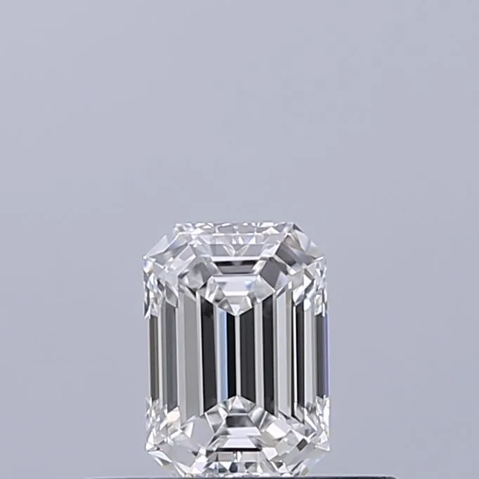 0.32ct EMERALD E VVS1 Natural diamond