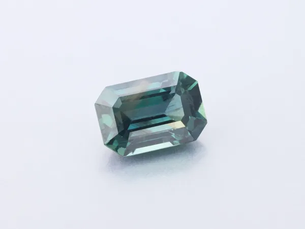 1.05ct Parti Sapphire, Emerald Cut gemstone