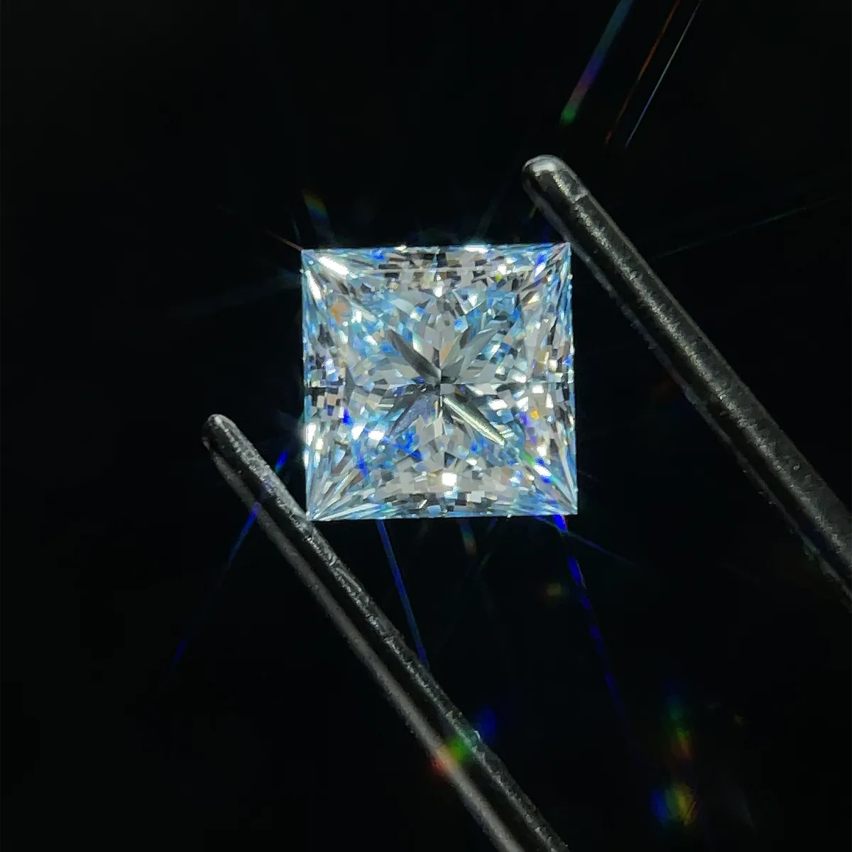 2.04ct PRINCESS Fancy Intense Blue VS2 Coloured Lab diamond