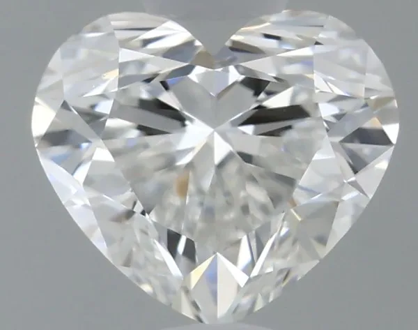 0.4ct HEART F VVS1 Natural diamond