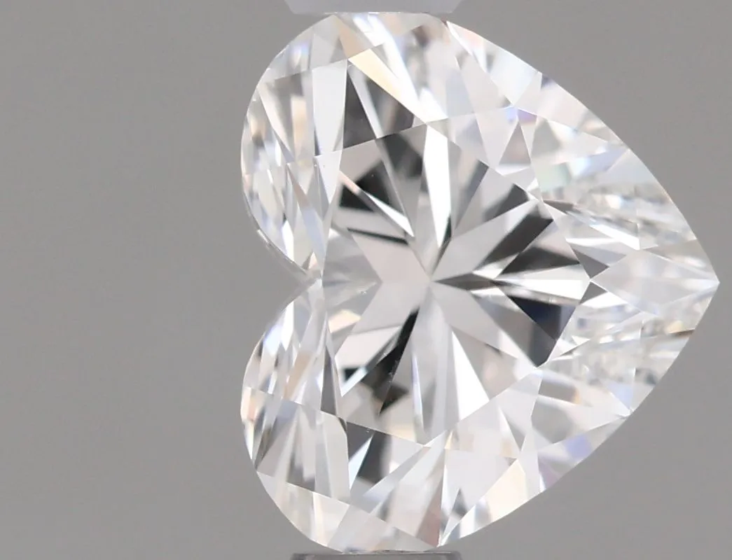 0.61ct HEART G VS2 Natural diamond