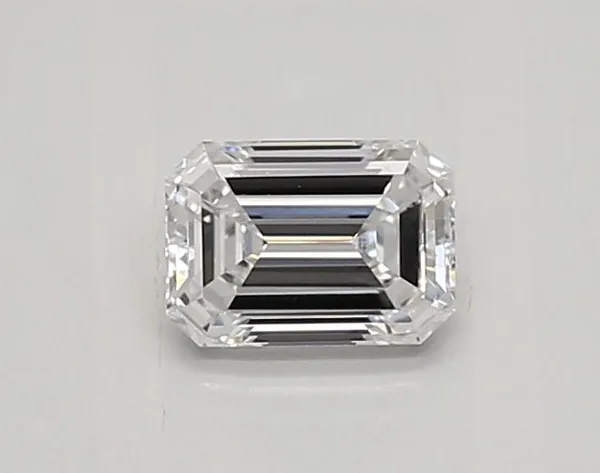 0.38ct EMERALD D VVS2 Lab diamond