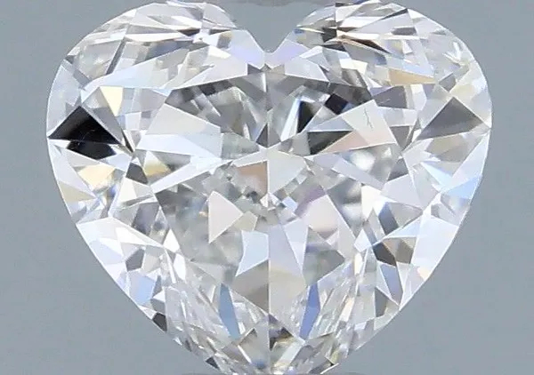 0.4ct HEART E VS2 Natural diamond