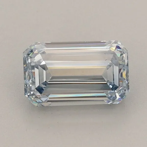 0.93ct EMERALD Fancy Light Blue VS2 Coloured Lab diamond