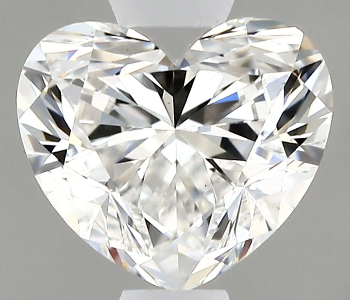 0.70ct HEART F VS1 Natural diamond