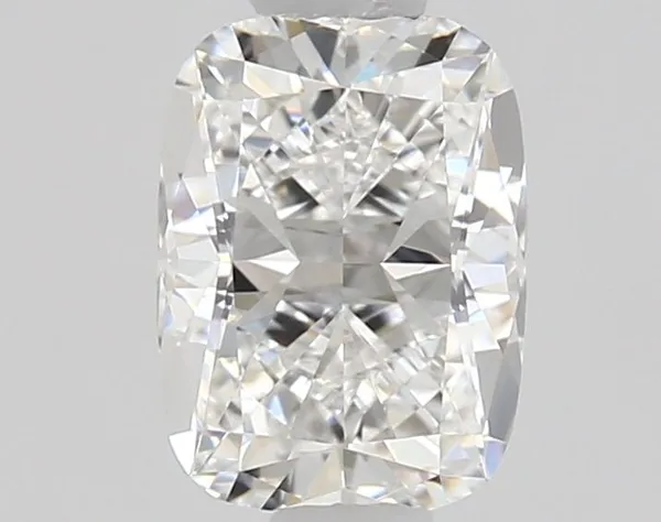0.5ct CUSHION E VVS2 Natural diamond