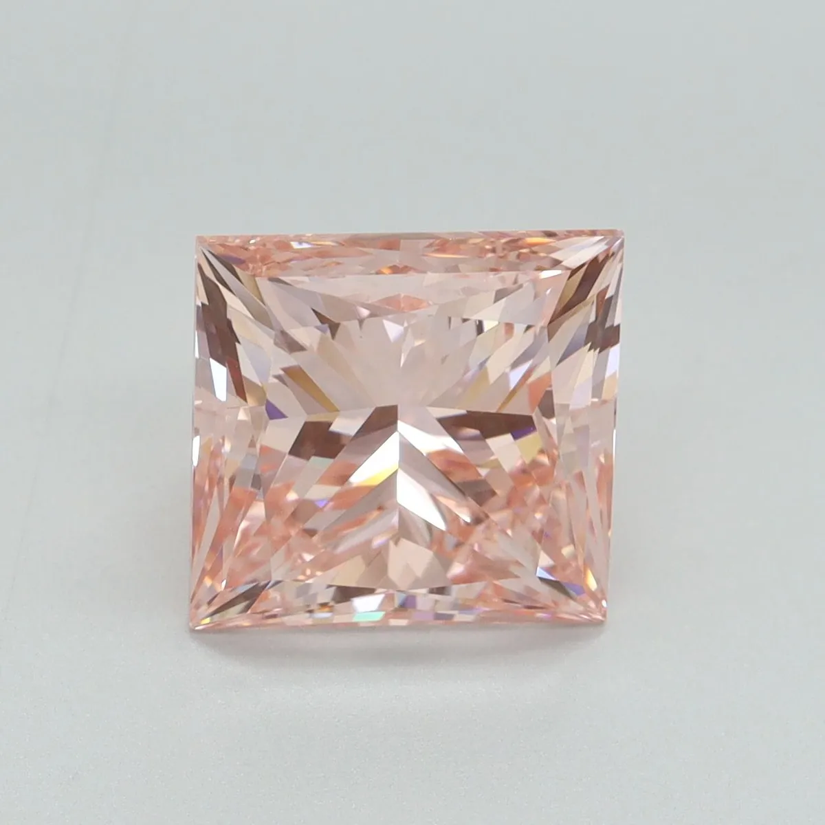 4.11ct PRINCESS Fancy Vivid Pink VS1 Coloured Lab diamond