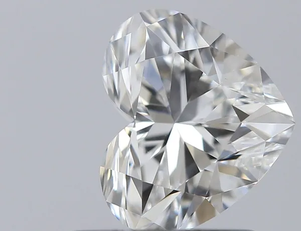 0.81ct HEART G VS1 Natural diamond