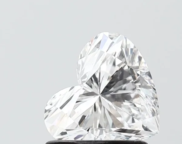 1.09ct HEART D VVS2 Lab diamond