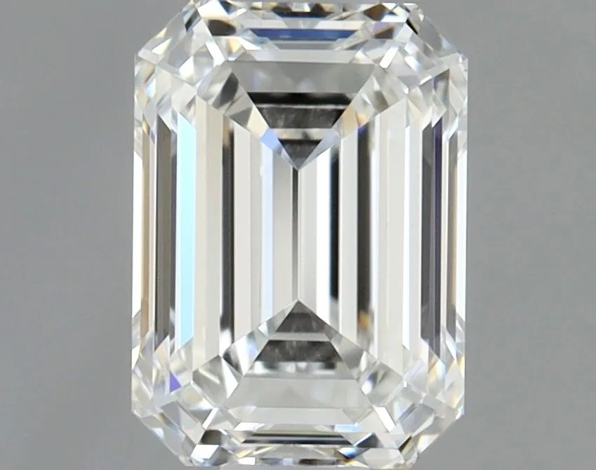 0.62ct EMERALD F VVS1 Natural diamond
