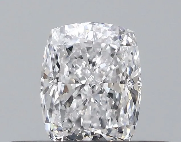 0.30ct CUSHION D VVS2 Natural diamond