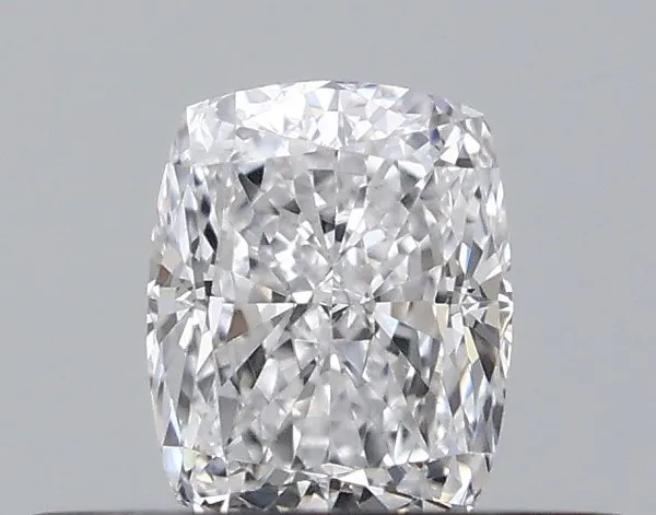 0.3ct CUSHION D VVS2 Natural diamond