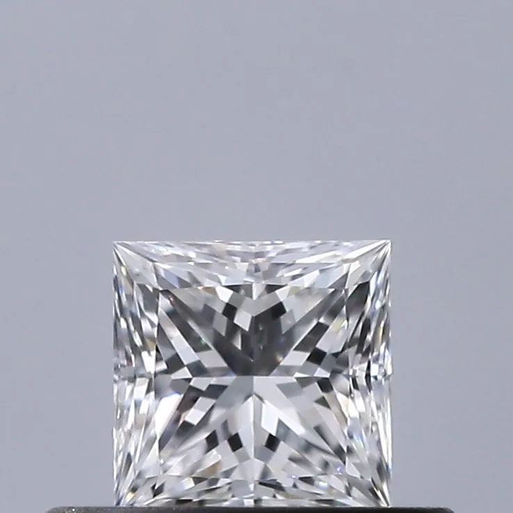 0.34ct PRINCESS D VVS1 Natural diamond