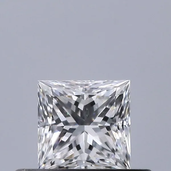 0.34ct PRINCESS D VVS1 Natural diamond