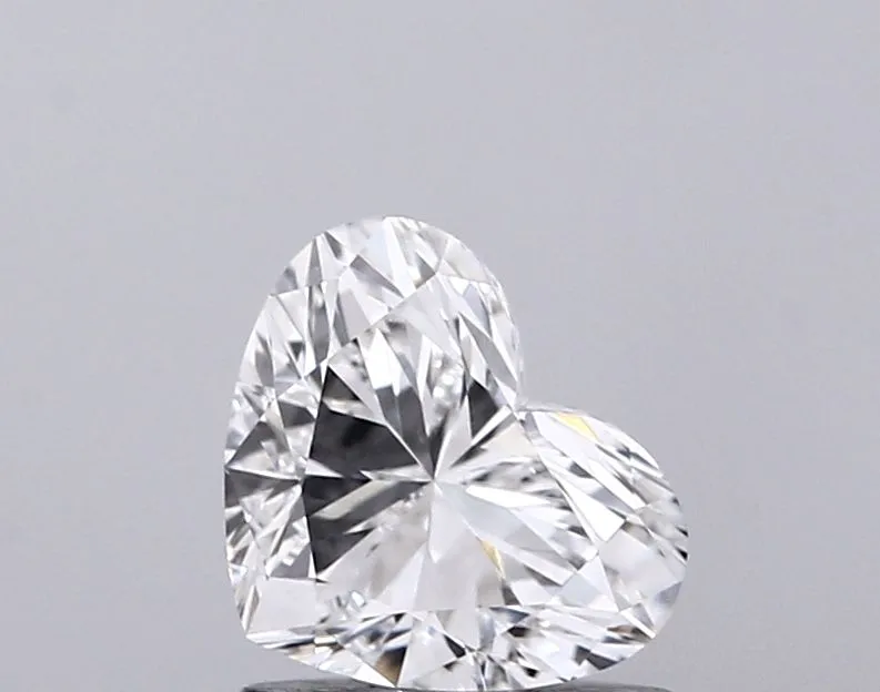 1.21ct HEART F VVS2 Lab Grown diamond