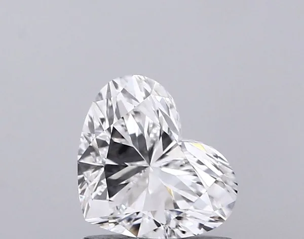 1.21ct HEART F VVS2 Lab diamond