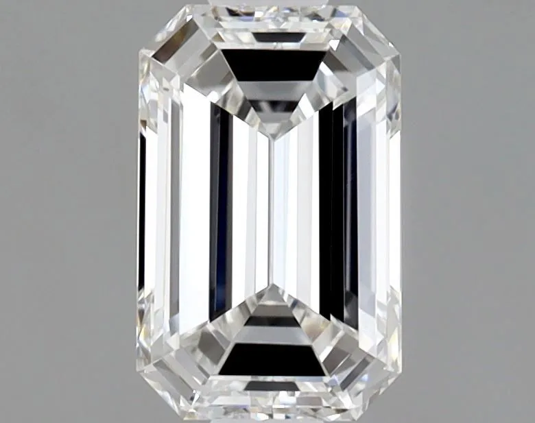 0.60ct EMERALD E VS1 Natural diamond