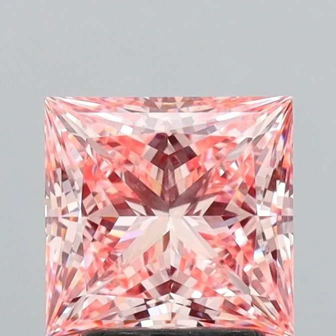 2.52ct PRINCESS Fancy Vivid Pink VVS2 Coloured Lab diamond