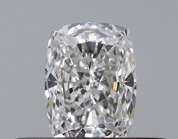 0.3ct CUSHION E VVS1 Natural diamond
