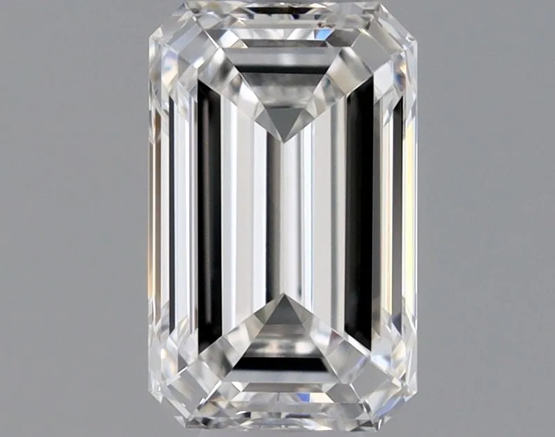 0.38ct EMERALD E VVS1 Natural diamond