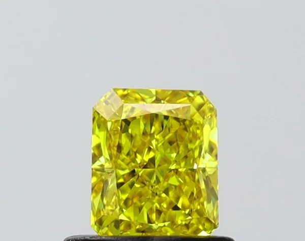 0.67ct RADIANT Fancy Vivid Yellow VVS2 Coloured Lab diamond