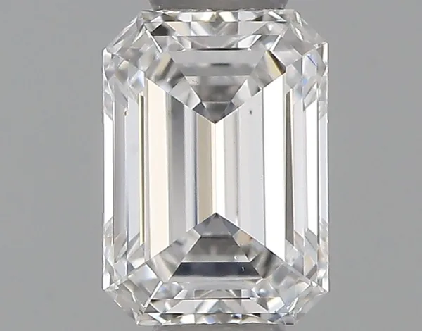 0.32ct EMERALD E VS2 Natural diamond