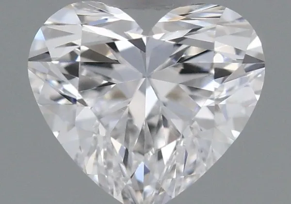 0.37ct HEART D VS1 Natural diamond