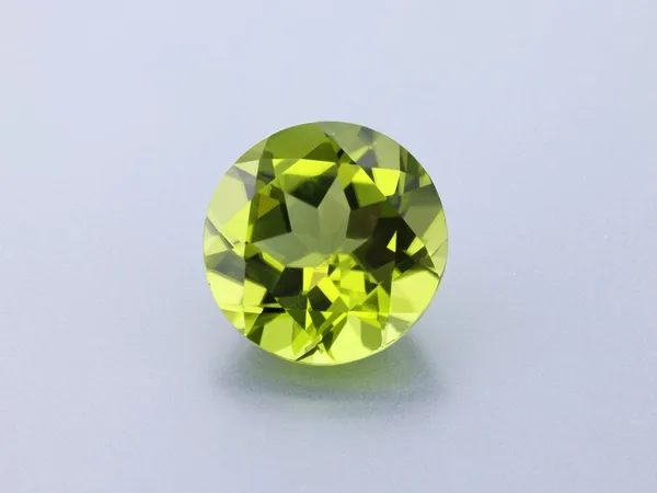 5.02ct Green Peridot, Round cut gemstone