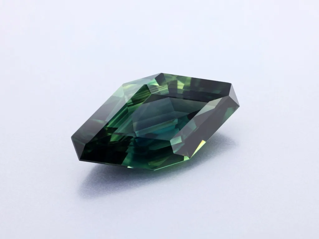 3.79ct Parti Sapphire, Fancy gemstone