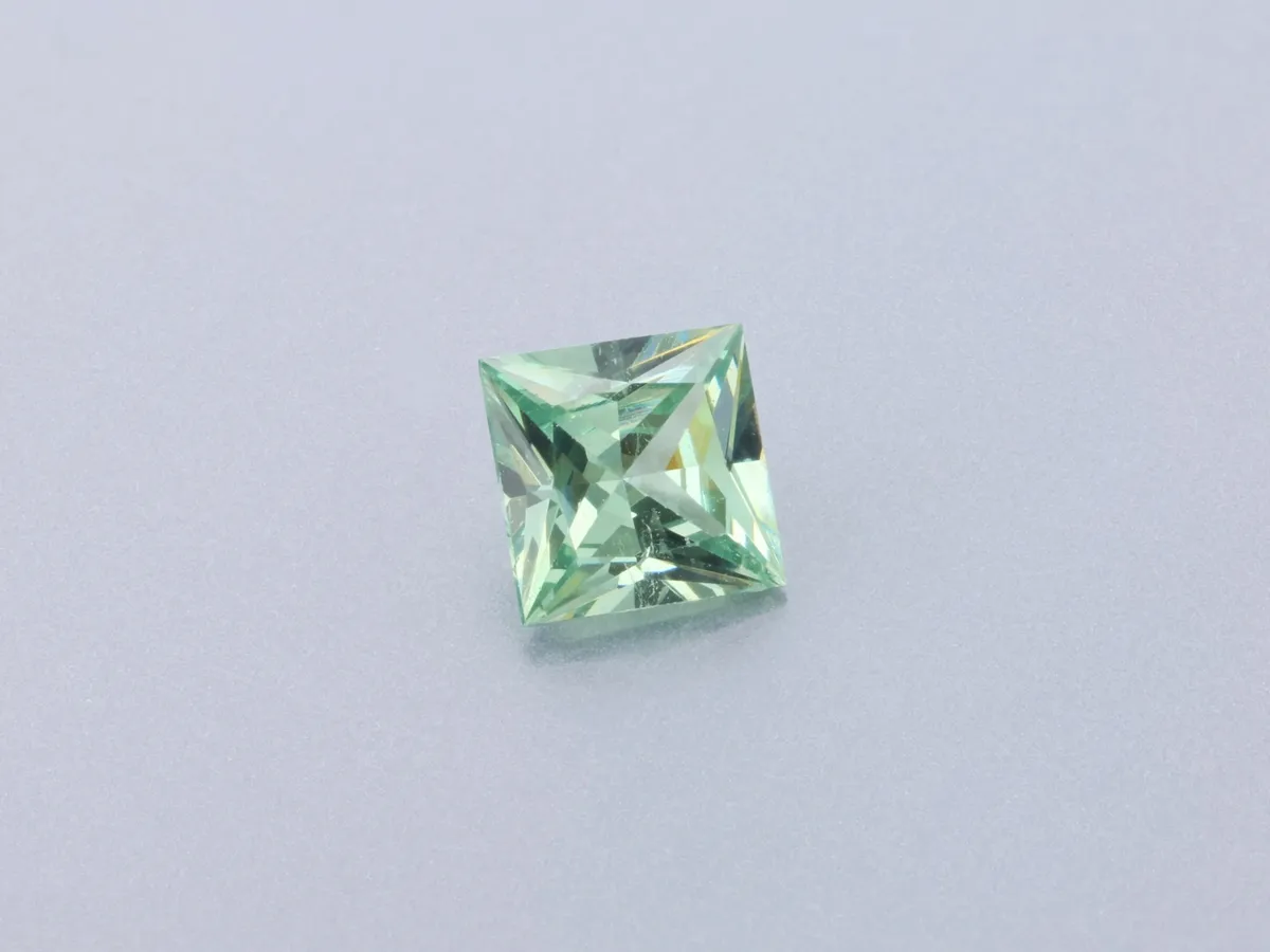 0.23ct Green Garnet, Square gemstone