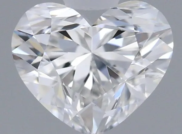 0.51ct HEART F VVS2 Natural diamond