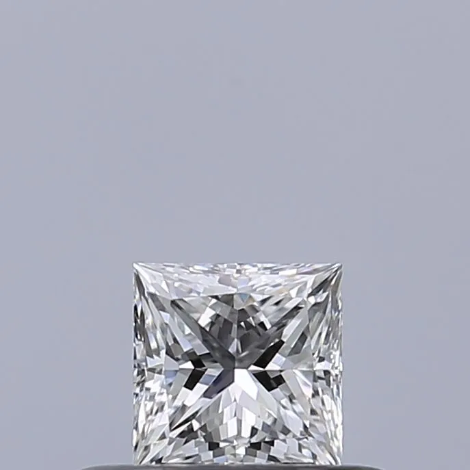 0.31ct PRINCESS E VVS2 Natural diamond