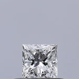 0.31ct PRINCESS E VVS2 Natural diamond