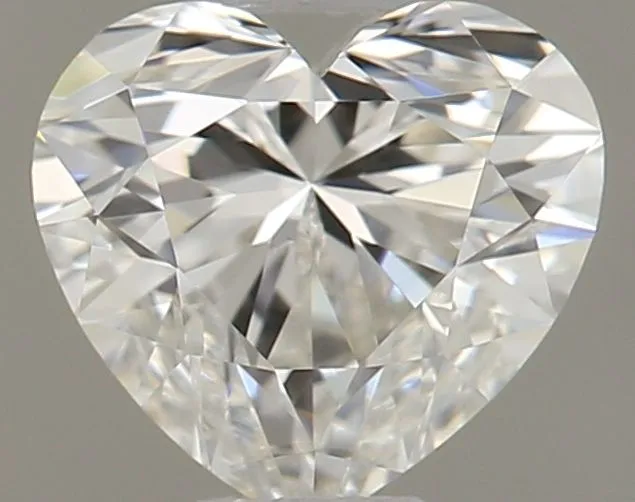 0.39ct HEART H VVS2 Natural diamond