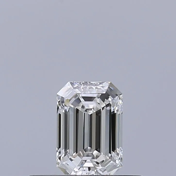 0.30ct EMERALD E VVS1 Natural diamond