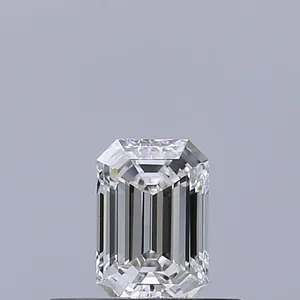 0.3ct EMERALD E VVS1 Natural diamond
