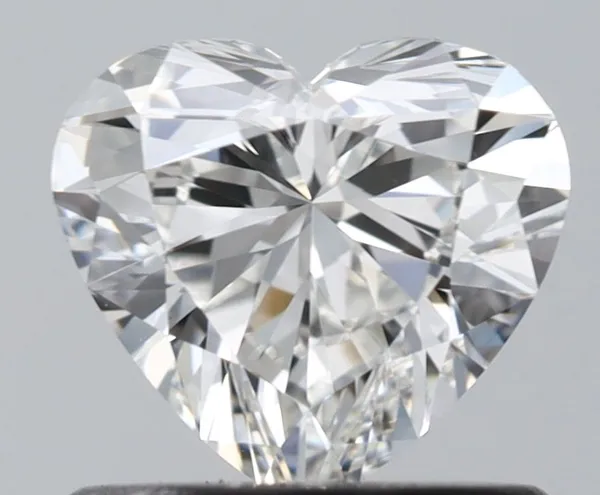 0.7ct HEART H VS1 Natural diamond