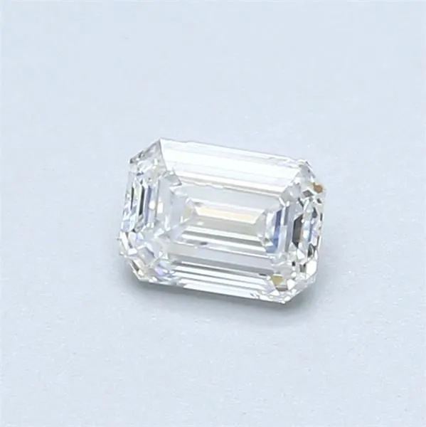 0.41ct EMERALD E VVS2 Natural diamond